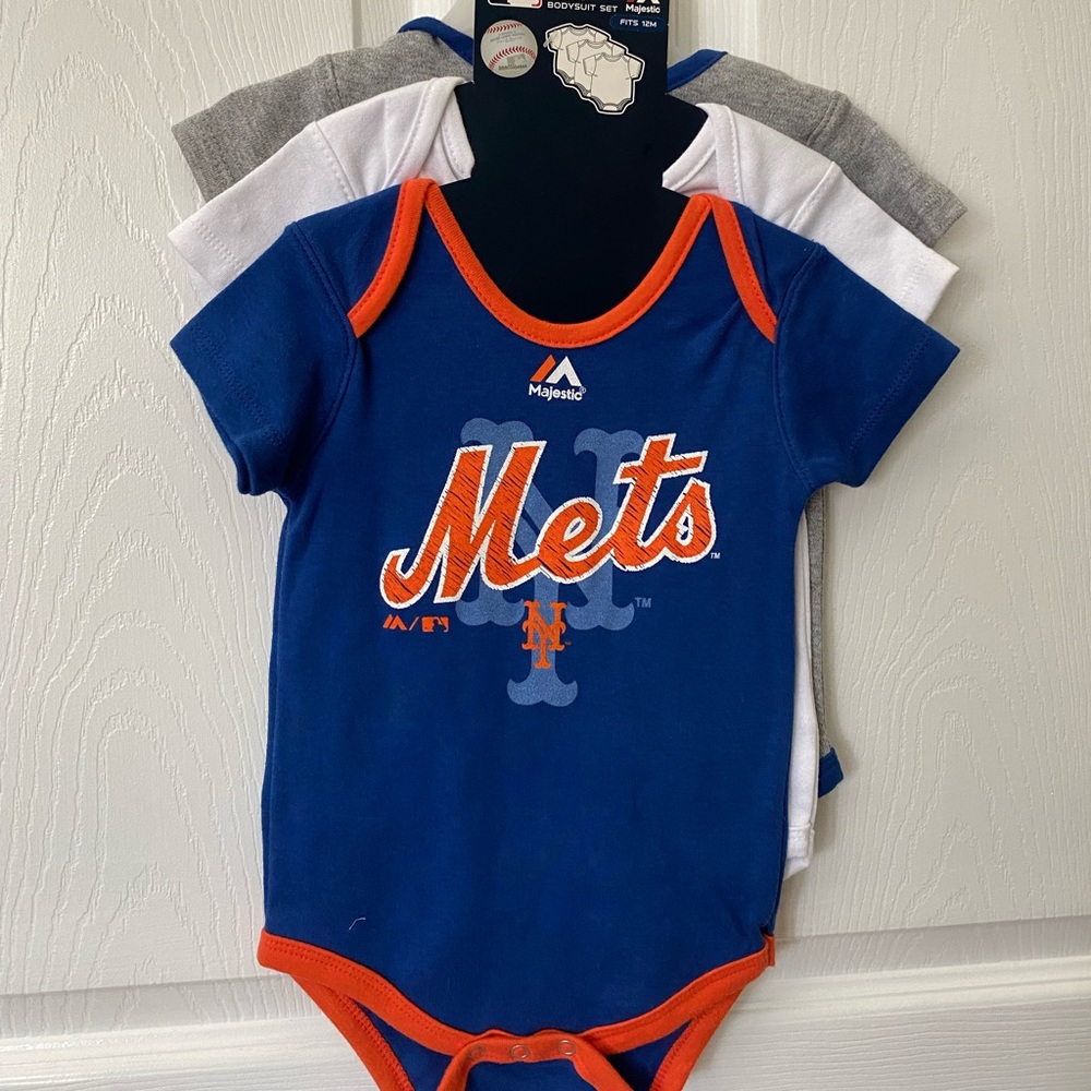 NWT NY Mets 3 pack onesies